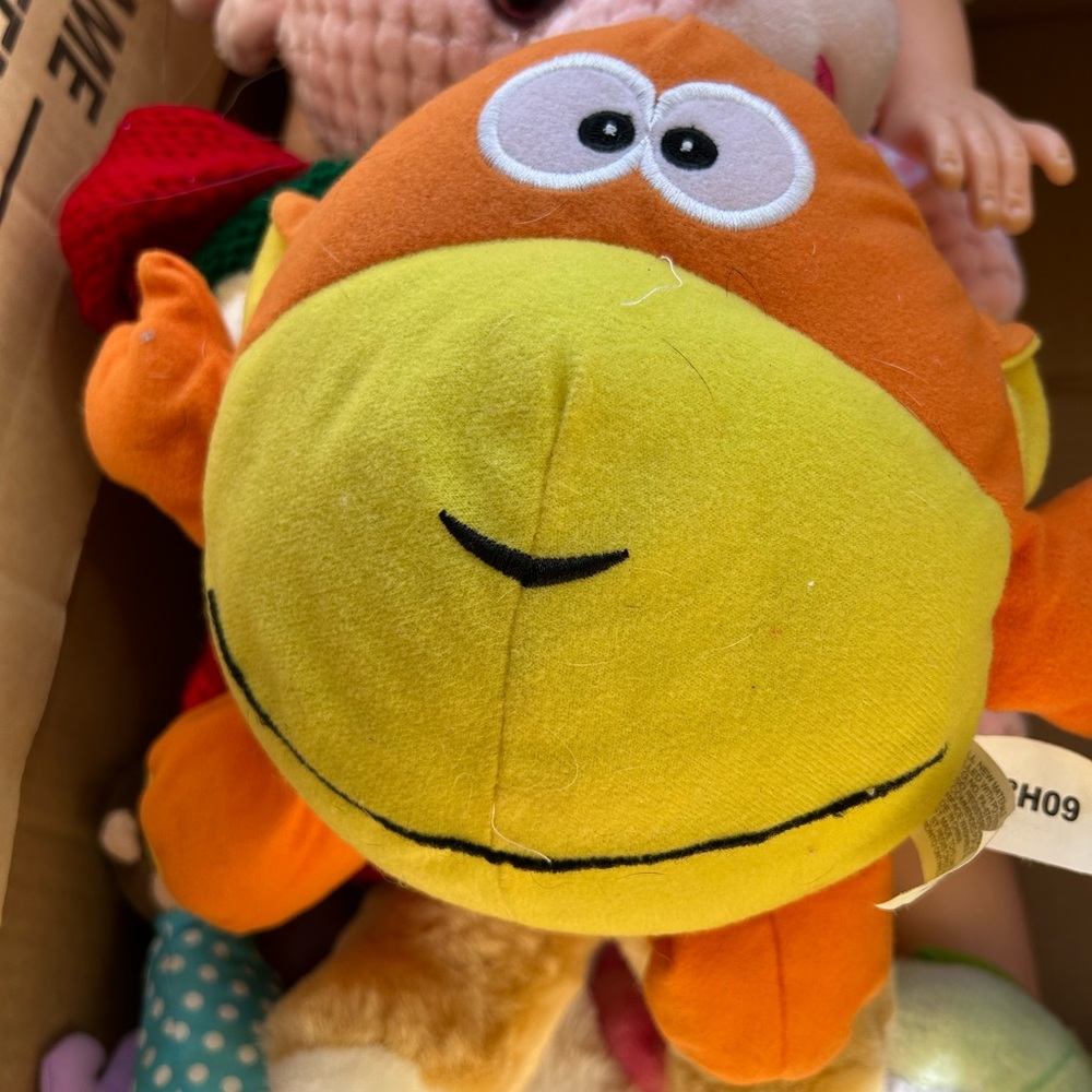 Lot of 16 adorable stuff animals. Some with tags